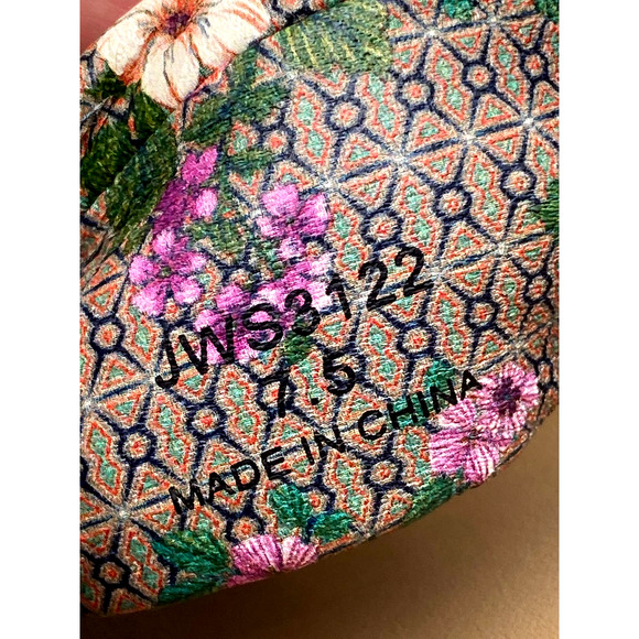 Johnny Was Jenna Floral Crisscross Platform Sandal EUC Woman's SZ: 7.5 WS3122 - Picture 10 of 10